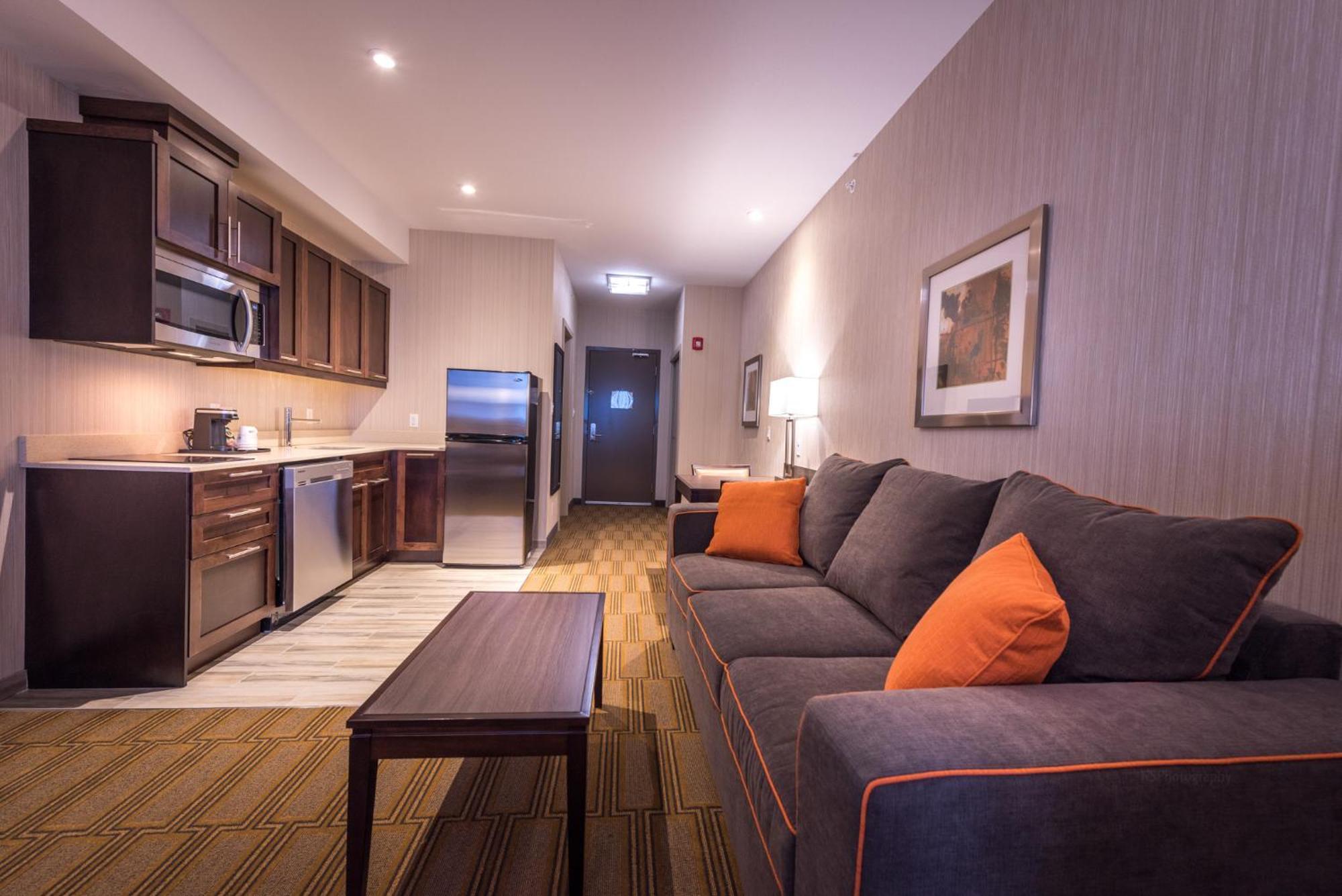 Best Western Plus Chateau Fort St. John חדר תמונה