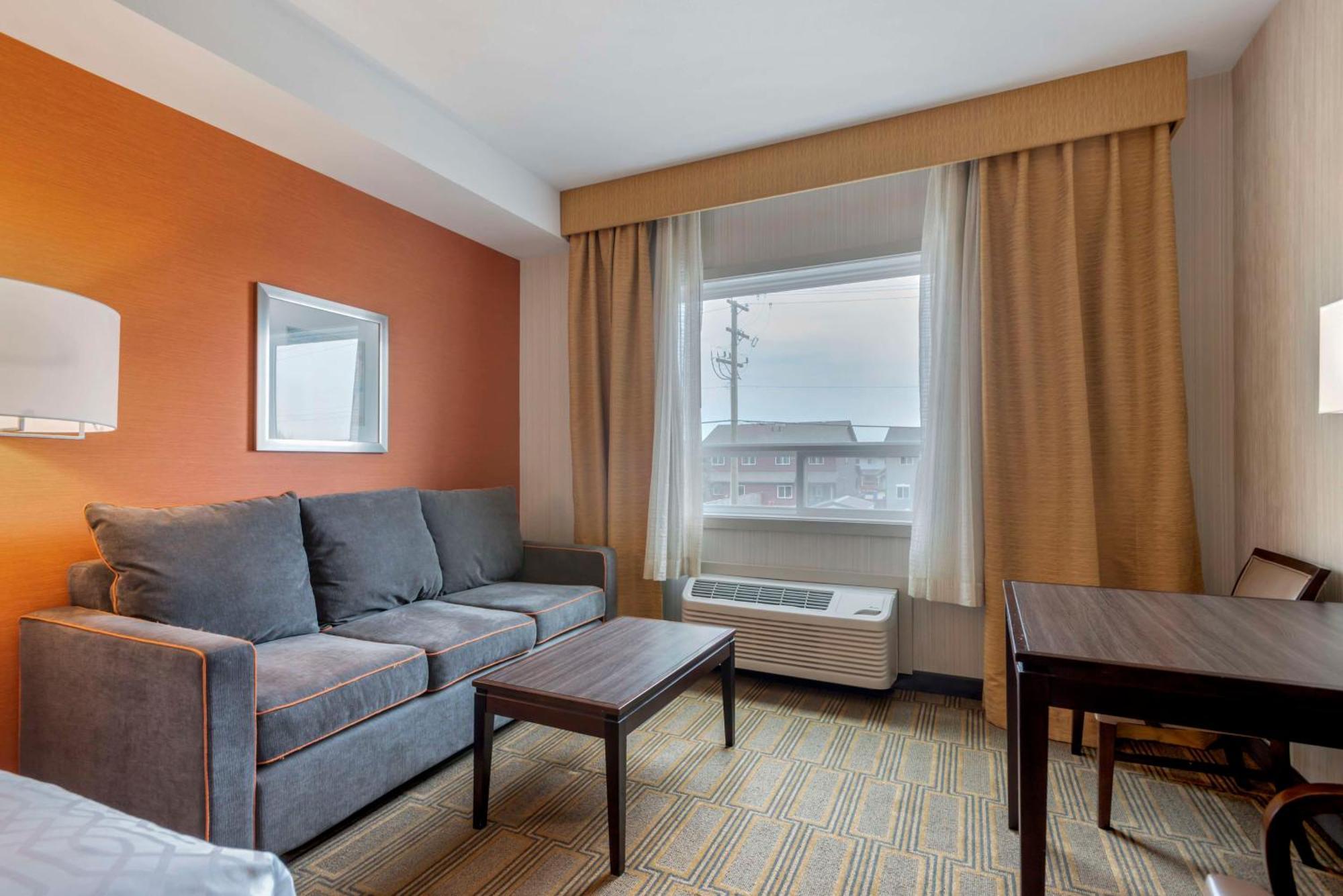 Best Western Plus Chateau Fort St. John מראה חיצוני תמונה